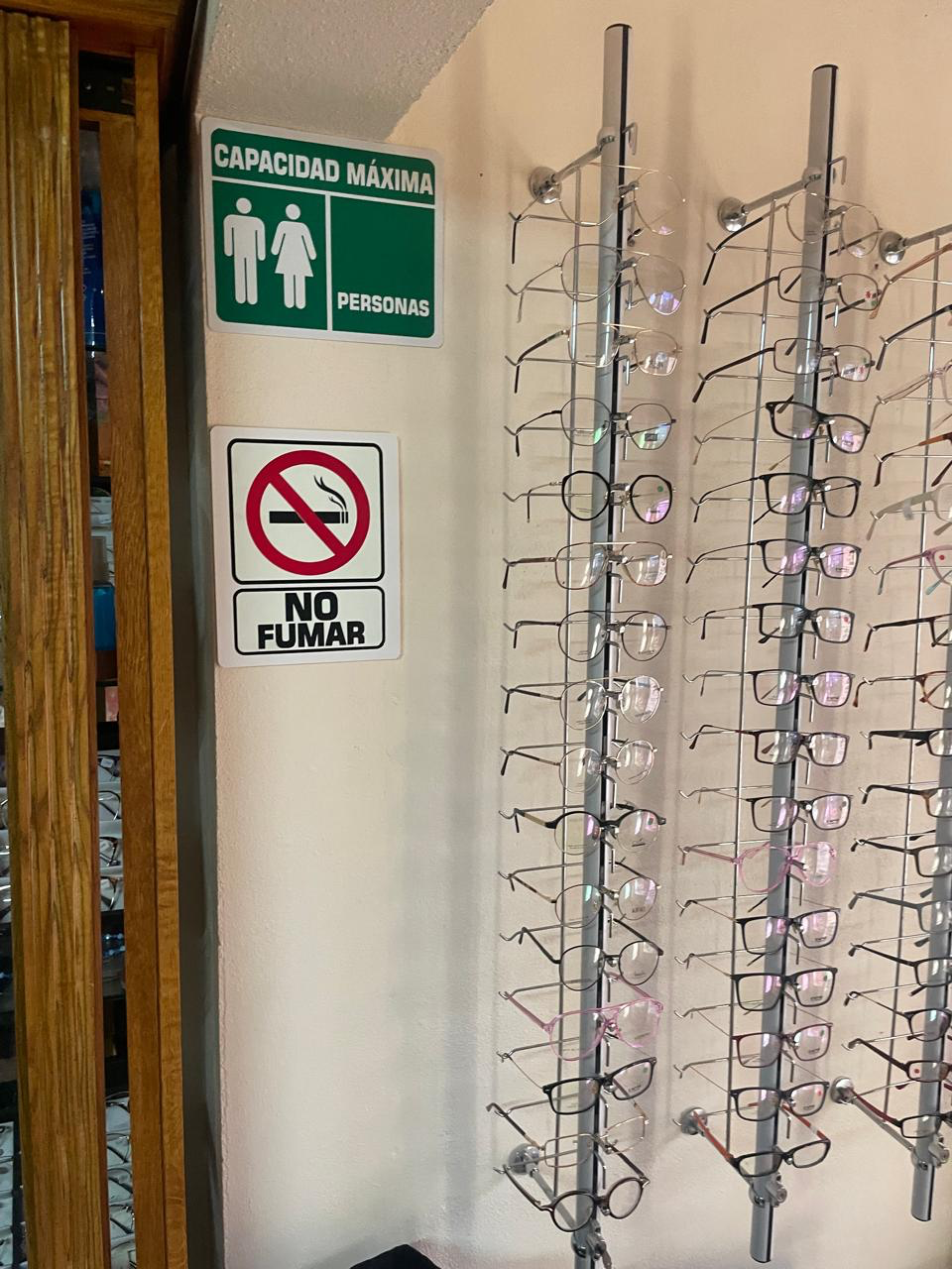Exhibidores de lentes